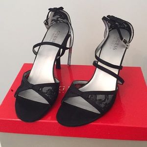Black lace heel